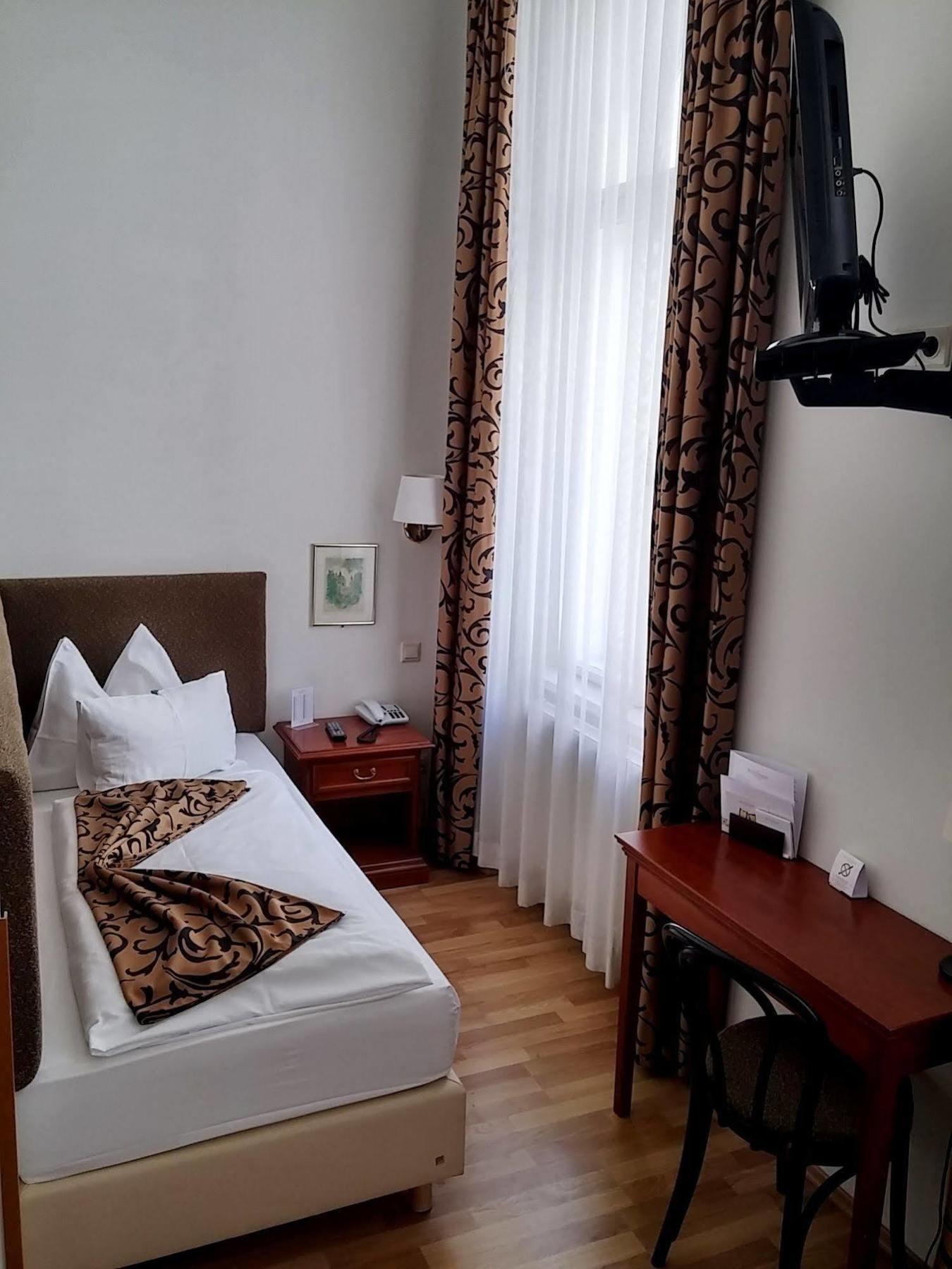 Hotel Domizil Вена Экстерьер фото